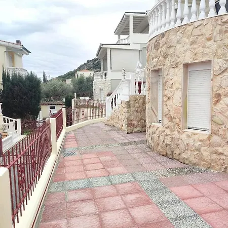 Artemis Luxury * PalaiónTsiflíkion