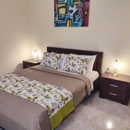 Artemis Luxury * PalaiónTsiflíkion